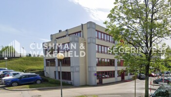 Location bureaux École-Valentin Cushman & Wakefield