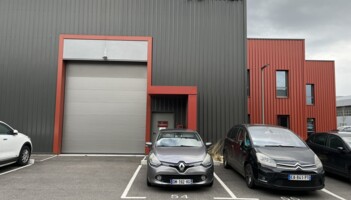Location entrepôts / activités Chassieu Cushman & Wakefield