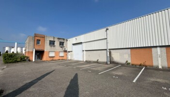 Location entrepôts / activités Chassieu Cushman & Wakefield