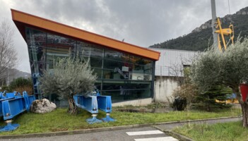 Location entrepôts / activités Gémenos Cushman & Wakefield