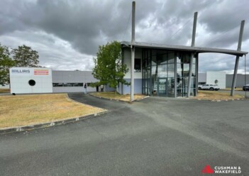 Achat entrepôts / activités Saintes Cushman & Wakefield