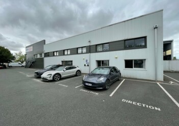 Location entrepôts / activités Saintes Cushman & Wakefield