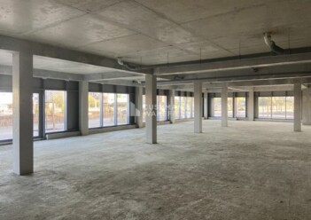 Location commerces Bruges Cushman & Wakefield