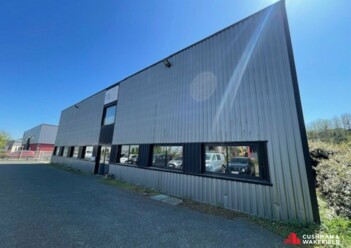 Location entrepôts / activités Martillac Cushman & Wakefield