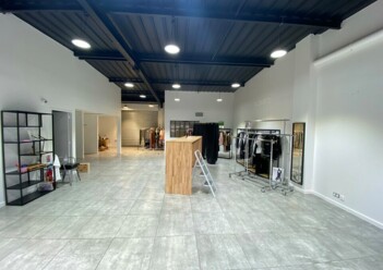 Location commerces Saint-Jean-d'Illac Cushman & Wakefield