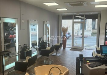 Achat ou Location commerces Le Bouscat Cushman & Wakefield