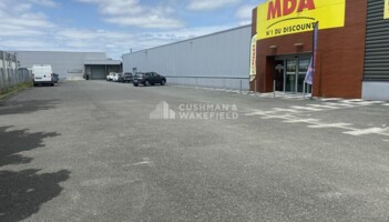Location commerces Le Haillan Cushman & Wakefield