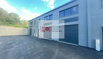 Location entrepôts / activités Nîmes Cushman & Wakefield