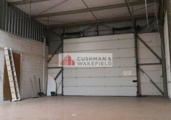 Location entrepôt / activités Nîmes Cushman & Wakefield