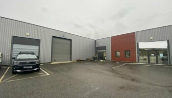 Location entrepôts / activités Montrabé Cushman & Wakefield
