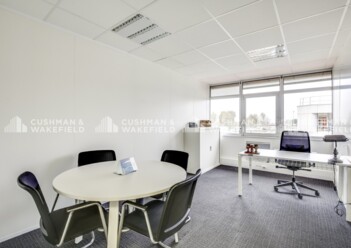 Location bureaux privés Paray-Vieille-Poste Cushman & Wakefield