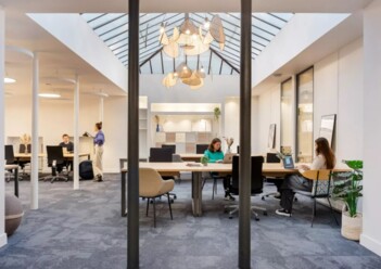 Location plateaux indépendants Paris 10 Cushman & Wakefield