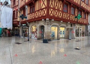 Location commerces Dijon Cushman & Wakefield
