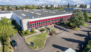 Location entrepôts / activités Maurepas Cushman & Wakefield