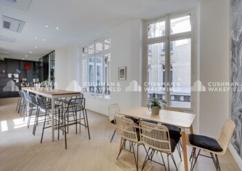 Location plateaux indépendants Paris 8 Cushman & Wakefield