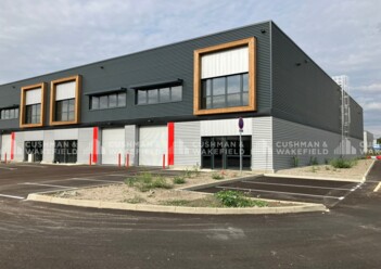 Location entrepôts / activités Manosque Cushman & Wakefield