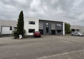 Location entrepôts / activités Saint-Priest Cushman & Wakefield