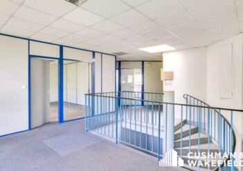 Location entrepôts / activités Marseille 10 Cushman & Wakefield