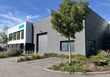 Location entrepôts / activités Décines-Charpieu Cushman & Wakefield