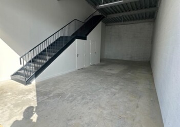 Location entrepôts / activités Coignières Cushman & Wakefield