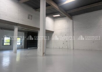 Location entrepôts / activités Vitrolles Cushman & Wakefield