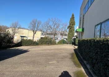 Achat entrepôts / activités Les Pennes-Mirabeau Cushman & Wakefield