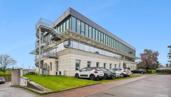 Achat bureaux Bron Cushman & Wakefield