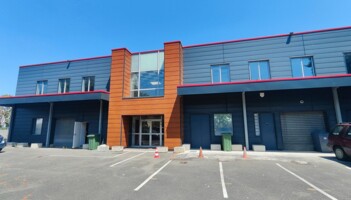 Location entrepôts / activités Guibeville Cushman & Wakefield